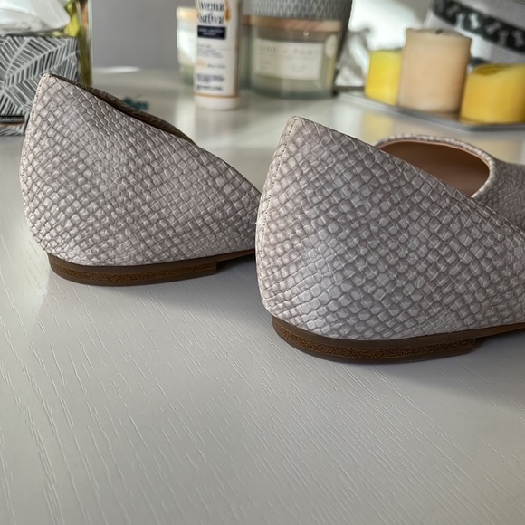 Open sided faux snake skin shoes - Picture 6 of 6